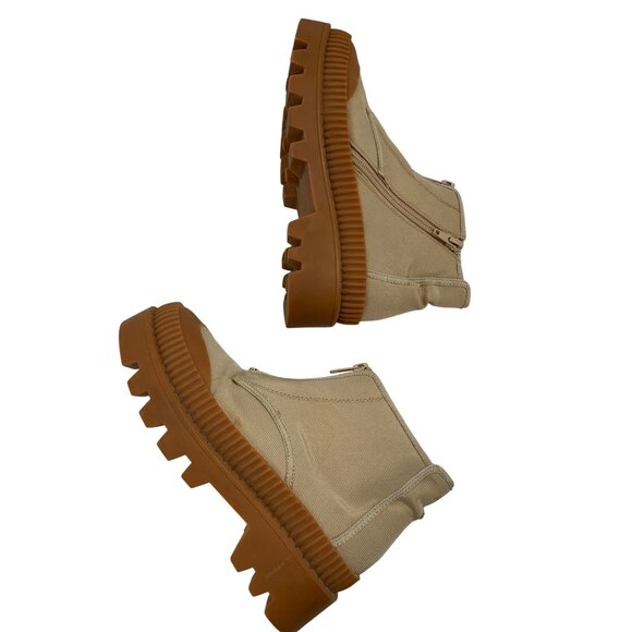 Anthro Silent D Beige Canvas High Top Zip Ankle Boots Size 5 Lug 8121 - Picture 6 of 11